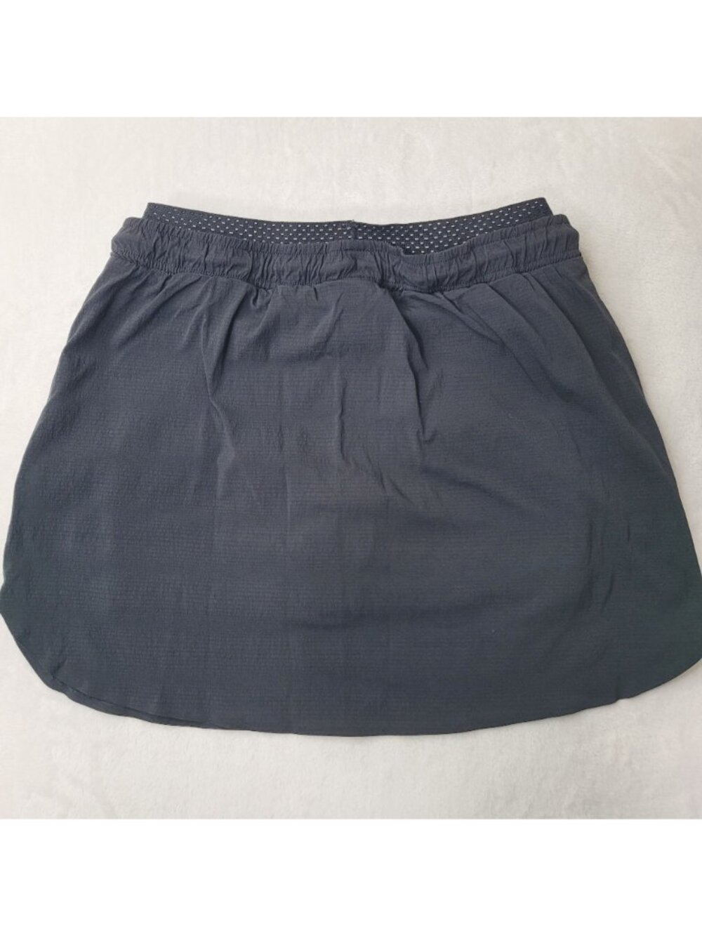 Athleta Women's Black Crest Skort Size 4 - Picture 7 of 10